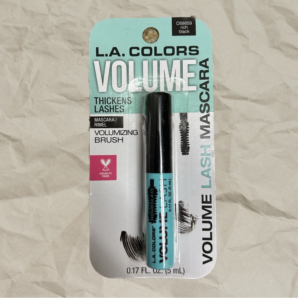 💌 𝐋.𝐀 𝐂𝐨𝐥𝐨𝐫𝐬 𝐕𝐎𝐋𝐔𝐌𝐄 mascara